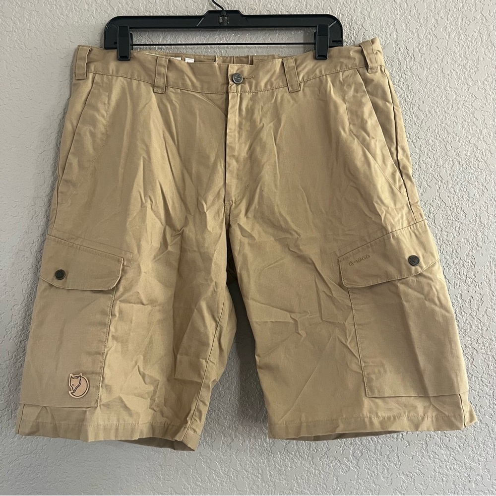 Fjallraven G-1000 Tan Cargo Shorts Size 37